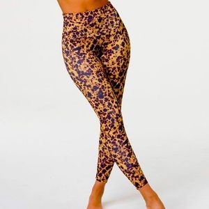 Onzie Tortoise 7/8 leggings (high waisted) New!!!!